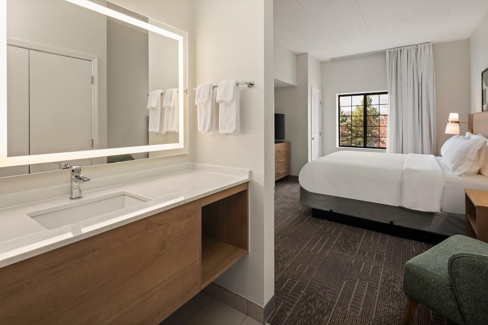 Staybridge Suites MPLS-Maple Grove/Arbor Lakes by IHG photo 21