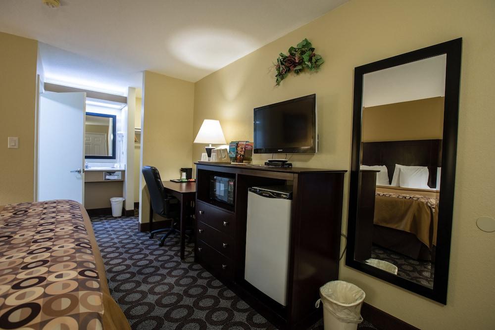 Relax Inn & Suites photo 21