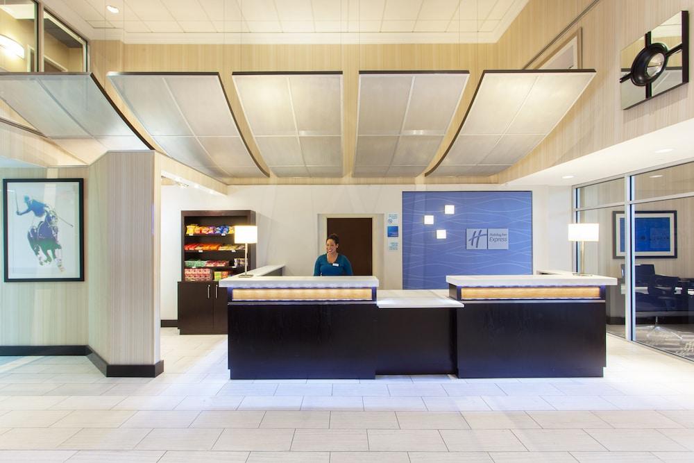 Holiday Inn Express Hotel and Suites Laurel by IHG photo 36
