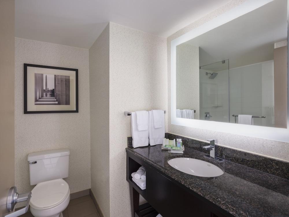 Holiday Inn Washington Capitol - Natl Mall by IHG photo 24