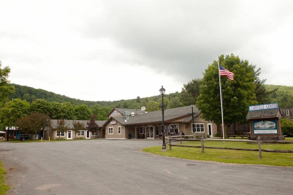Blue Hill Lodge photo 30