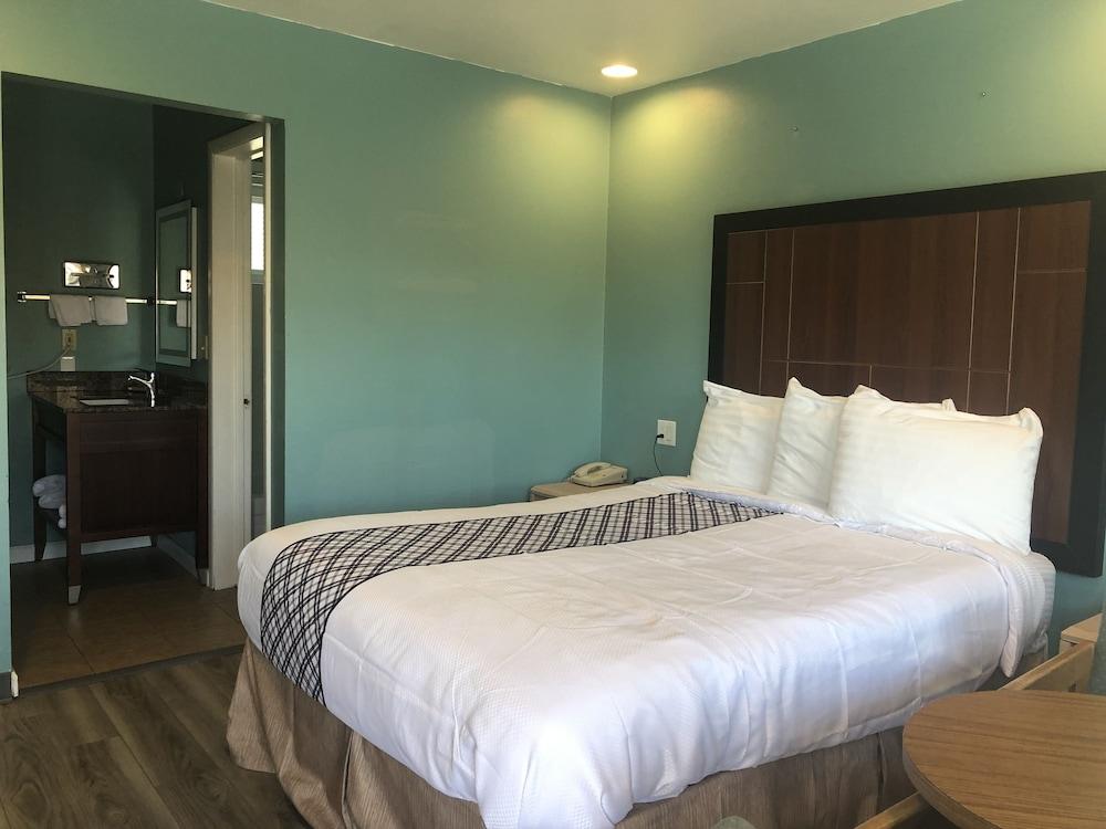Bestway Inn photo 26