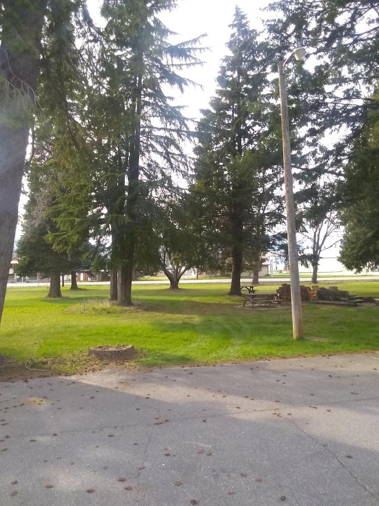 Kootenai Valley Motel photo 62