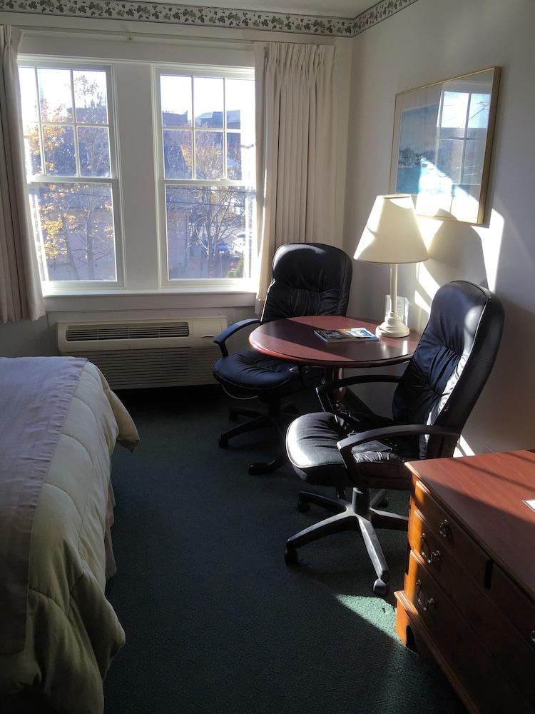 Camden Riverhouse Hotel photo 11