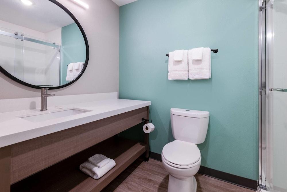 Echo Suites Extended Stay By Wyndham Naples photo 23