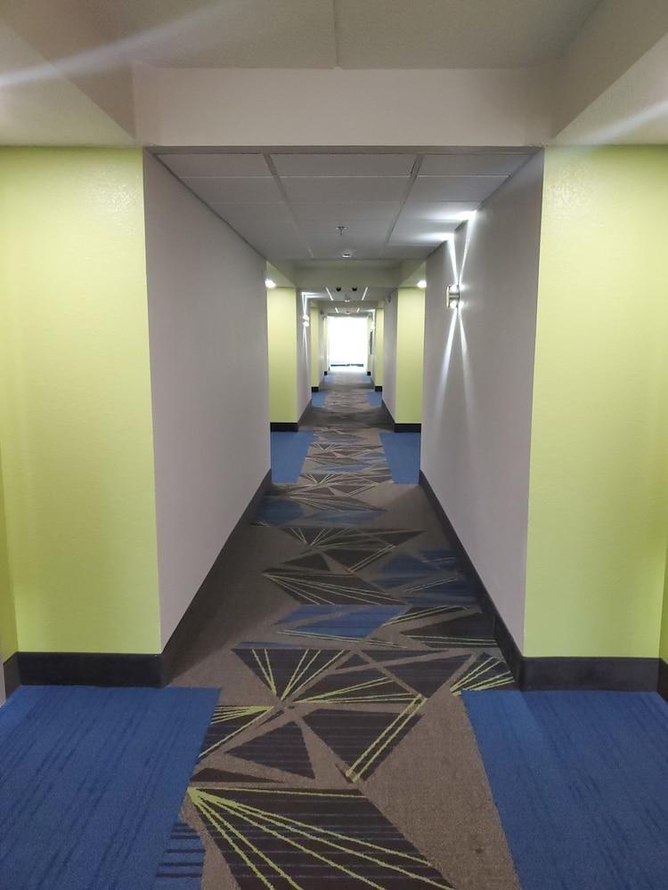 Holiday Inn Express & Suites Atlanta - Tucker Northlake by IHG photo 29