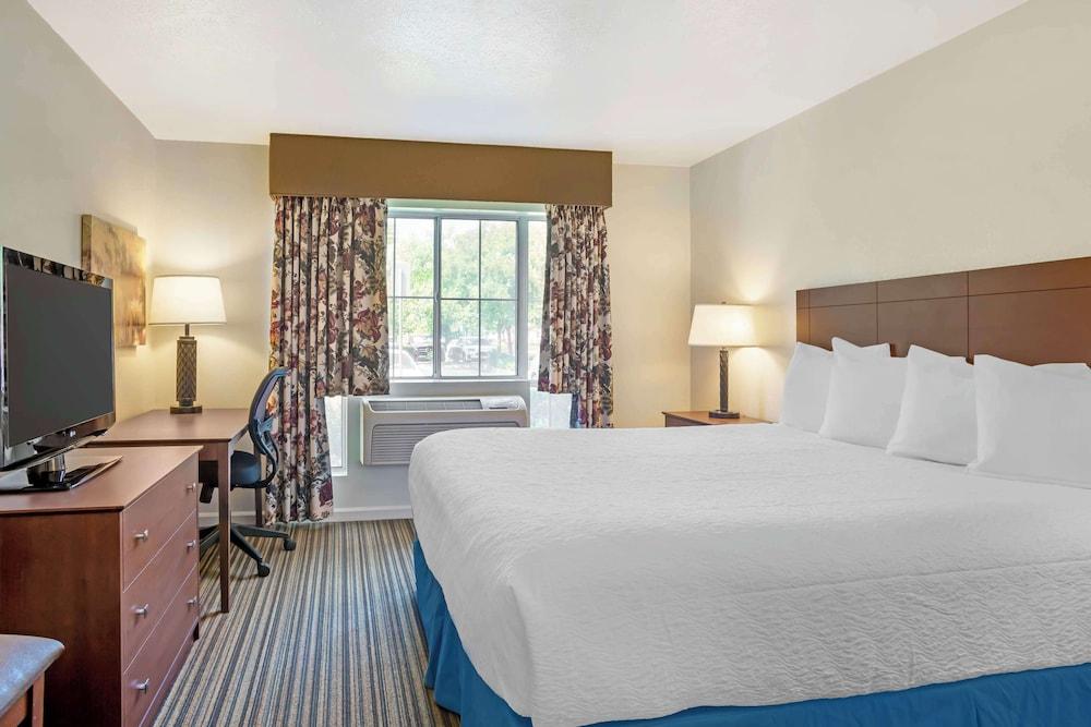 Best Western Clovis Cole photo 14