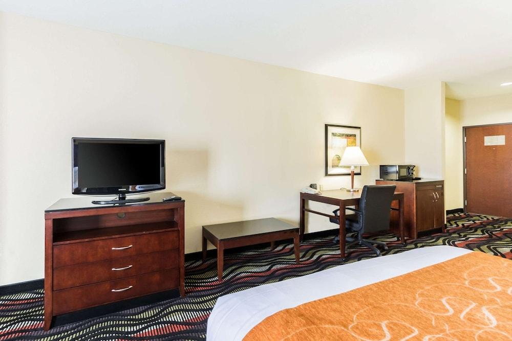 Comfort Suites Beaumont I-10 photo 15
