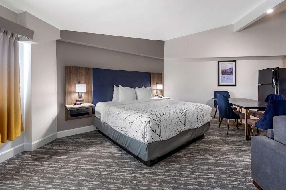 Best Western Premier Denver East photo 26