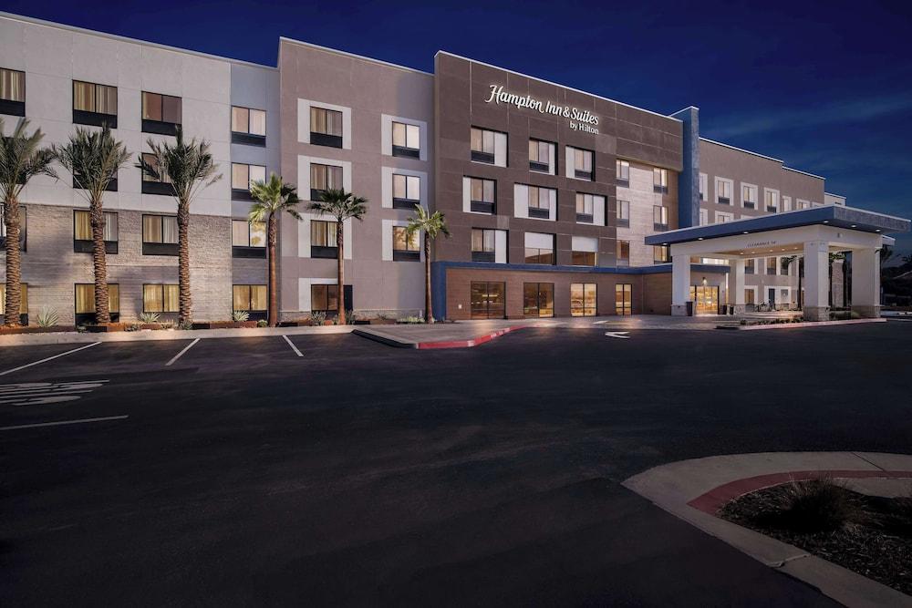 Hampton Inn & Suites Corona, Ca photo 26