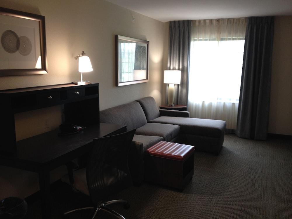 Staybridge Suites Schererville by IHG photo 34