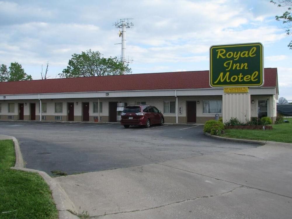 Royal Inn Motel photo 8