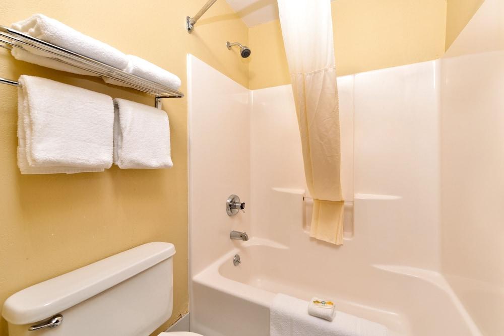 Quality Inn Murray University Area photo 15