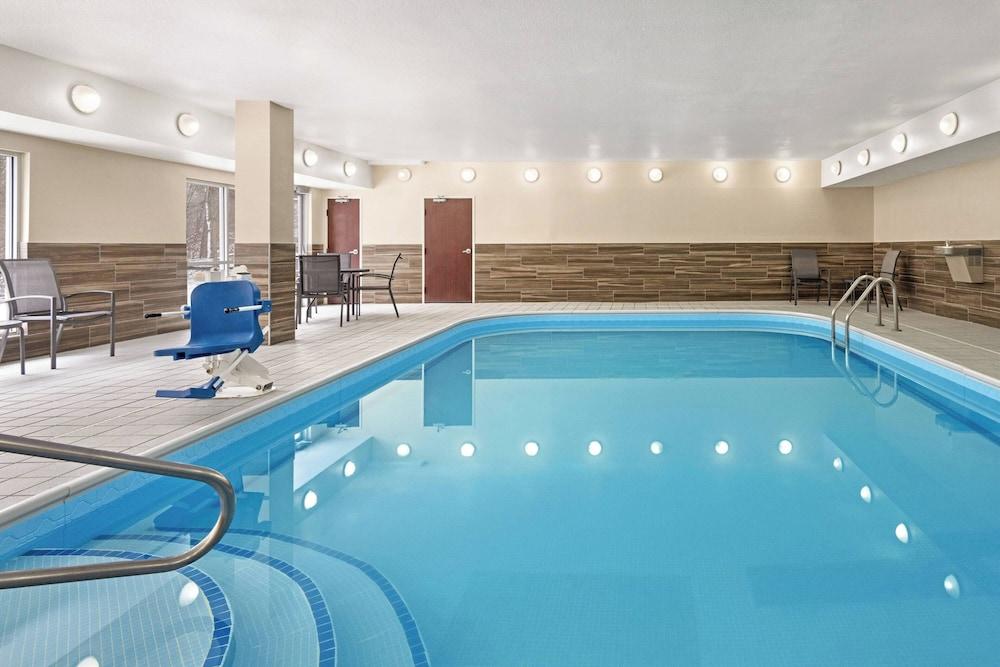 Fairfield Inn Warren Niles photo 17