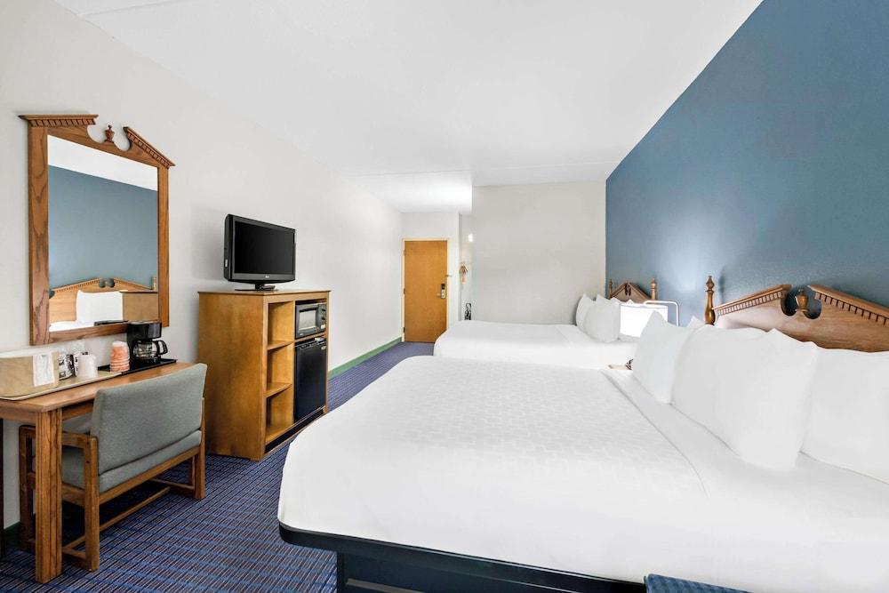 Clarion Inn Branson photo 15