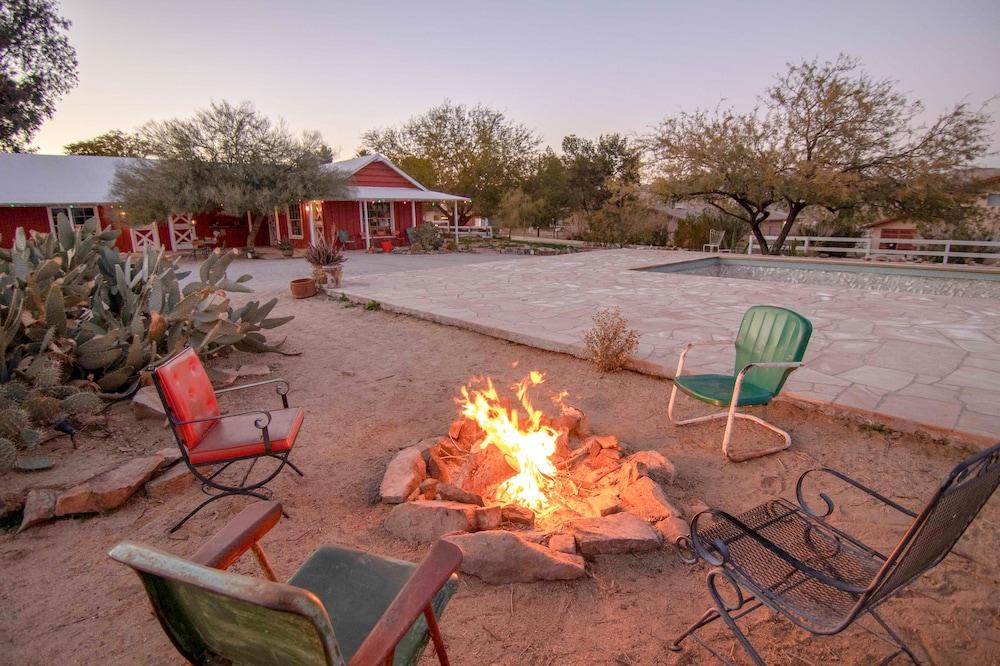 Joshua Tree Ranch House photo 33