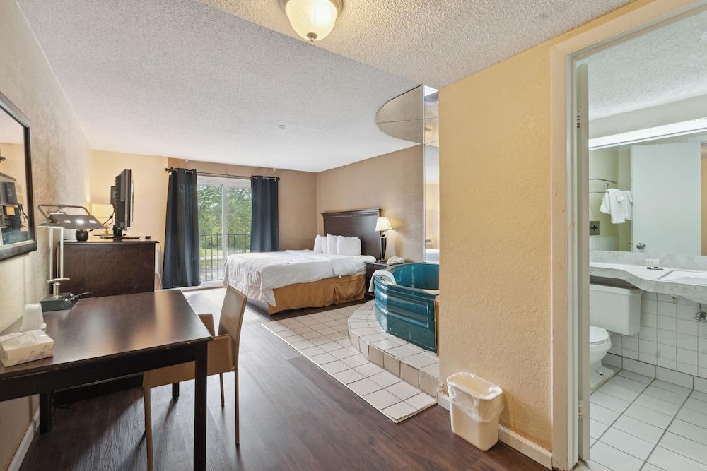 Miami Suites Hotel photo 27