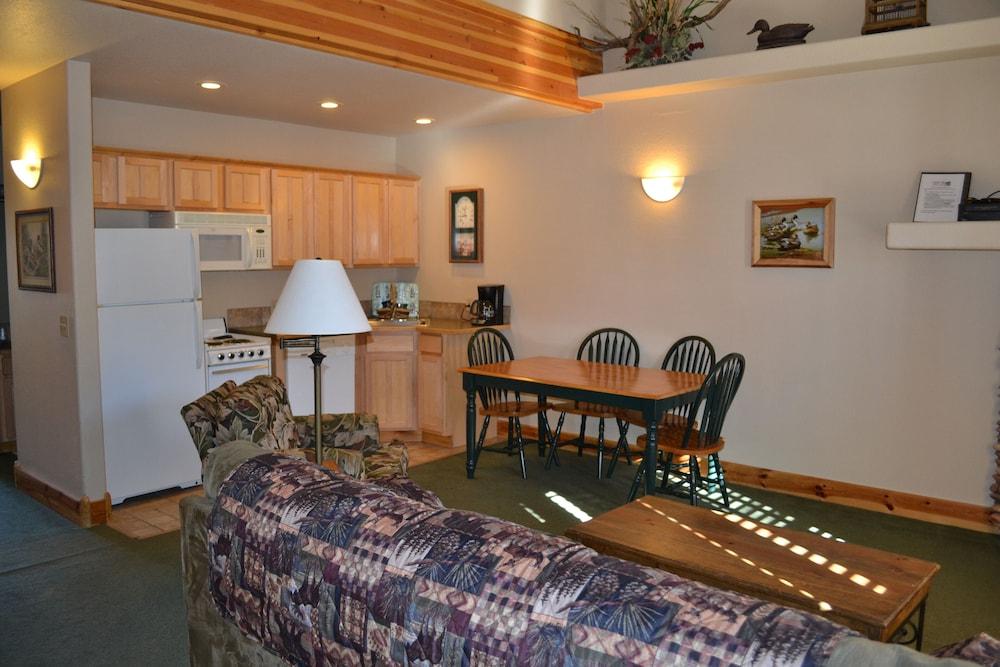 Eagle Fire Lodge & Cabins photo 7