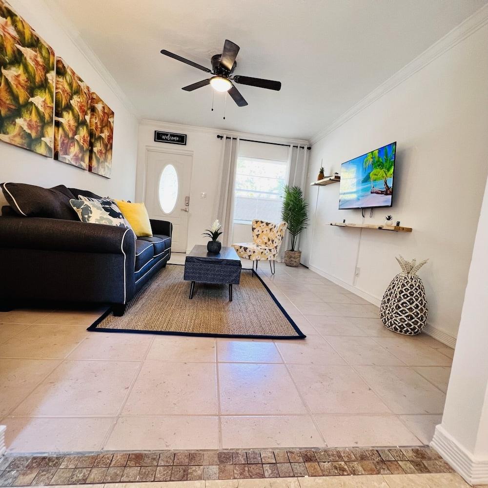 Coco Bay Condos photo 19