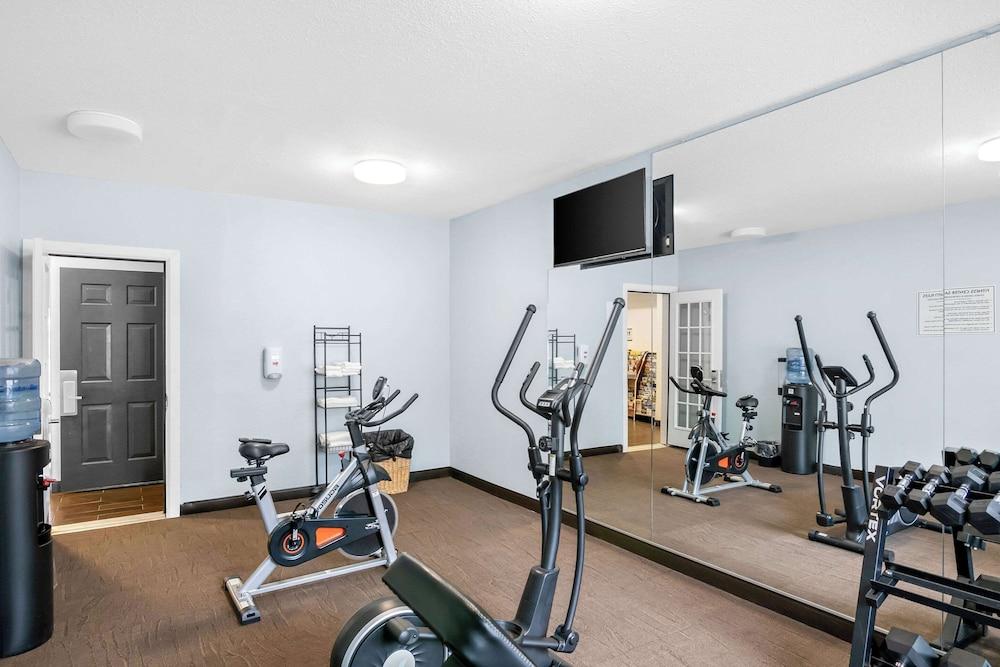 Quality Inn Queensbury - Lake George Area photo 21