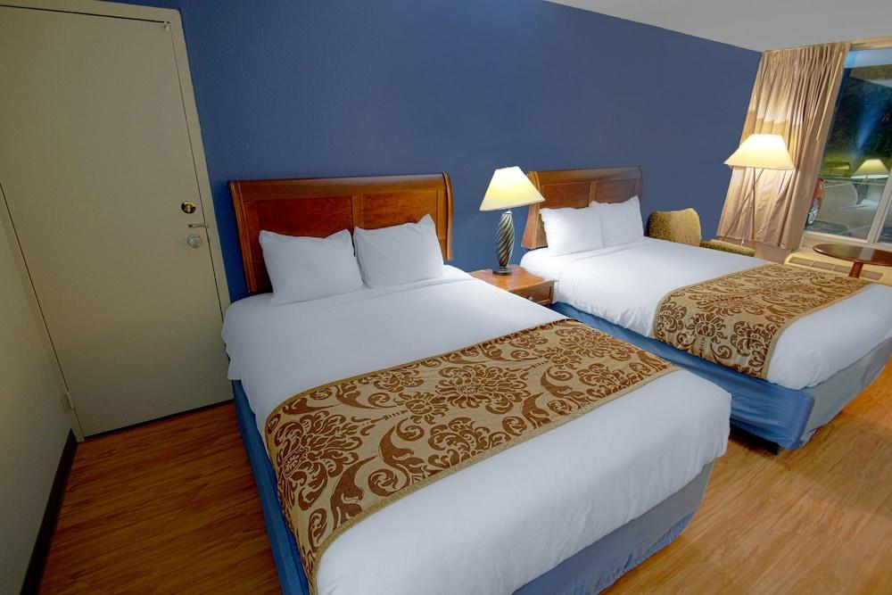 121 Motel photo 8
