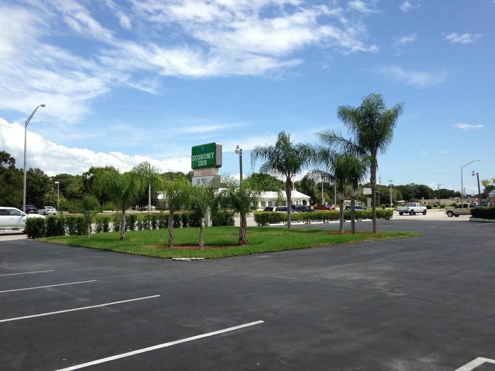 Economy Inn photo 3