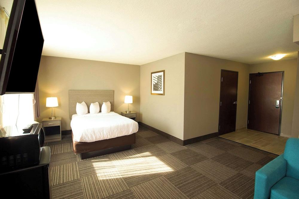 Quality Inn & Suites Hammond Near I-8090 photo 19
