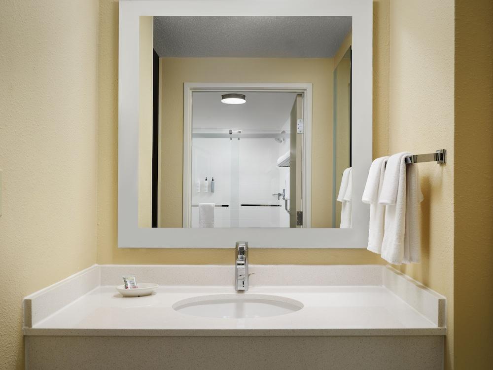 SpringHill Suites by Marriott Austin South photo 18