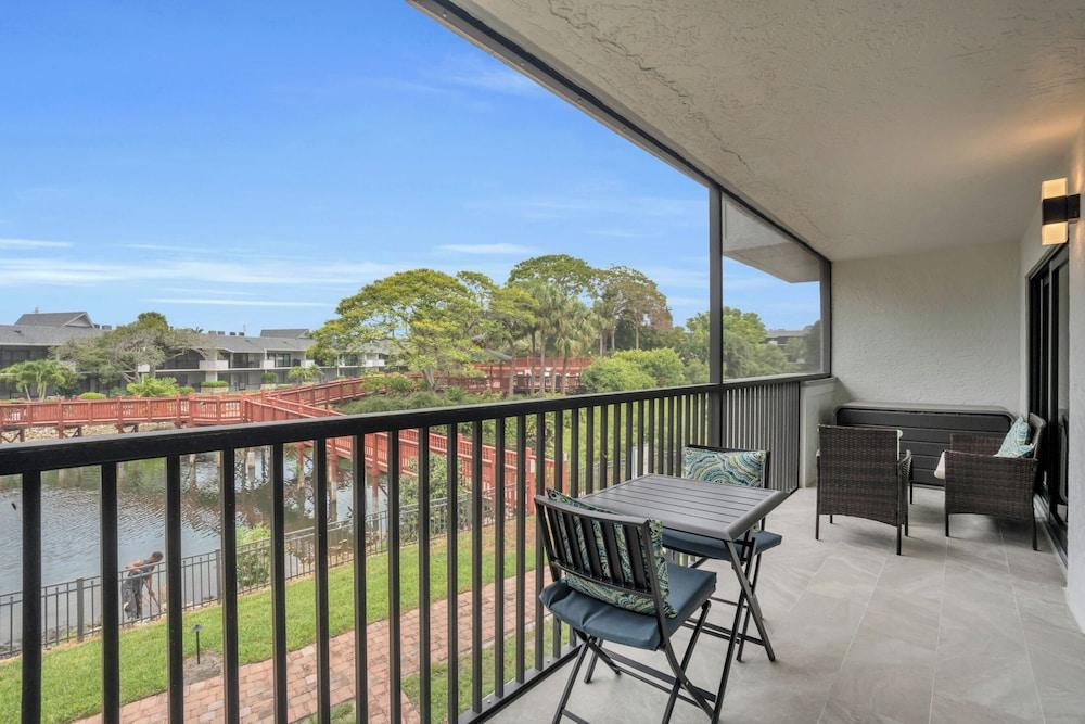 Park Shore Resort photo 9