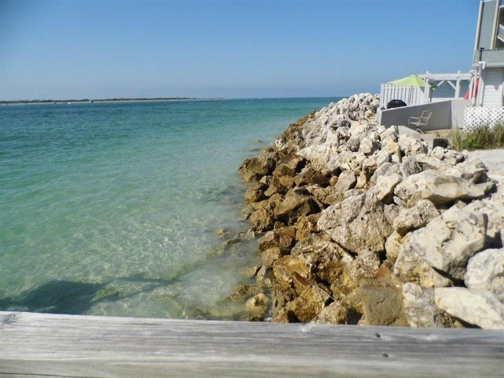 Island's End Resort photo 54