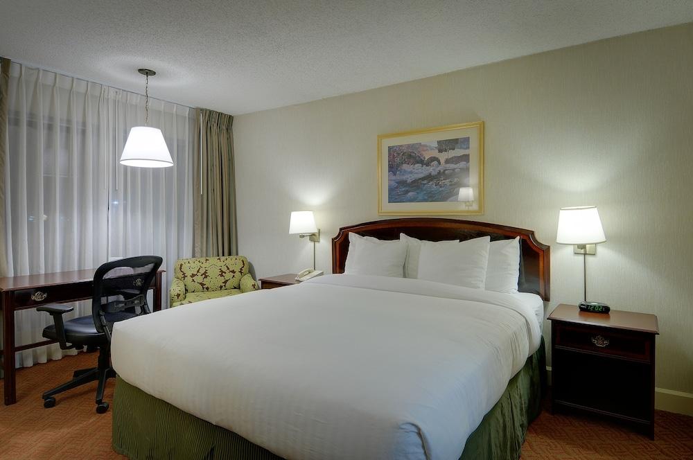 Vagabond Inn Executive San Francisco Airport photo 11