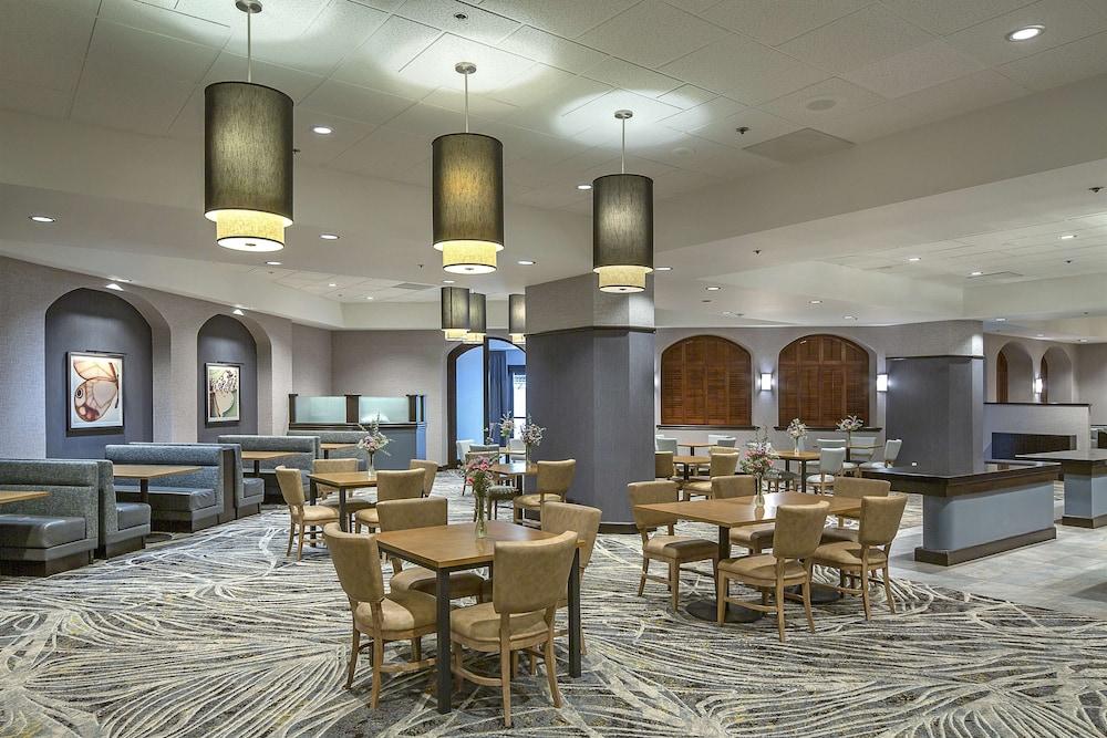 DoubleTree by Hilton Hotel Modesto photo 41