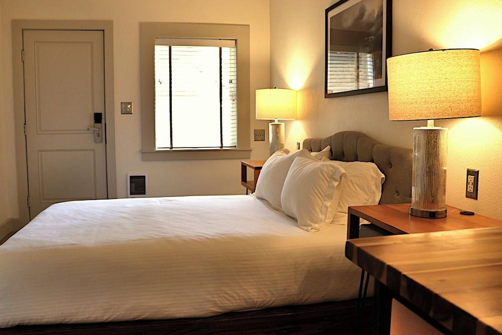 The Dixie Motel Brenham photo 21