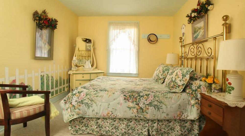 Crestmont Inn photo 28