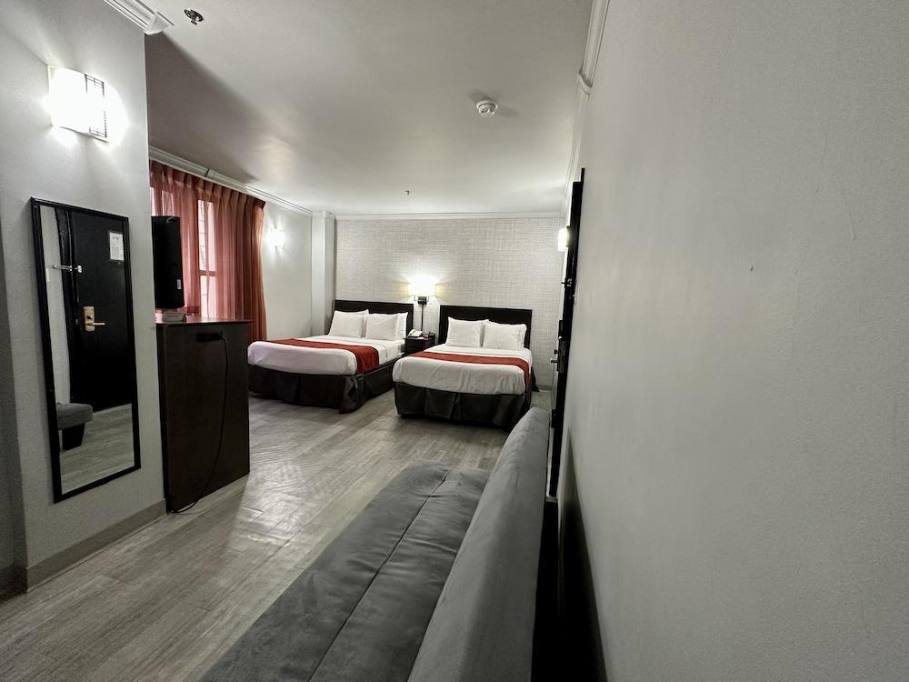 Heritage Hotel photo 22