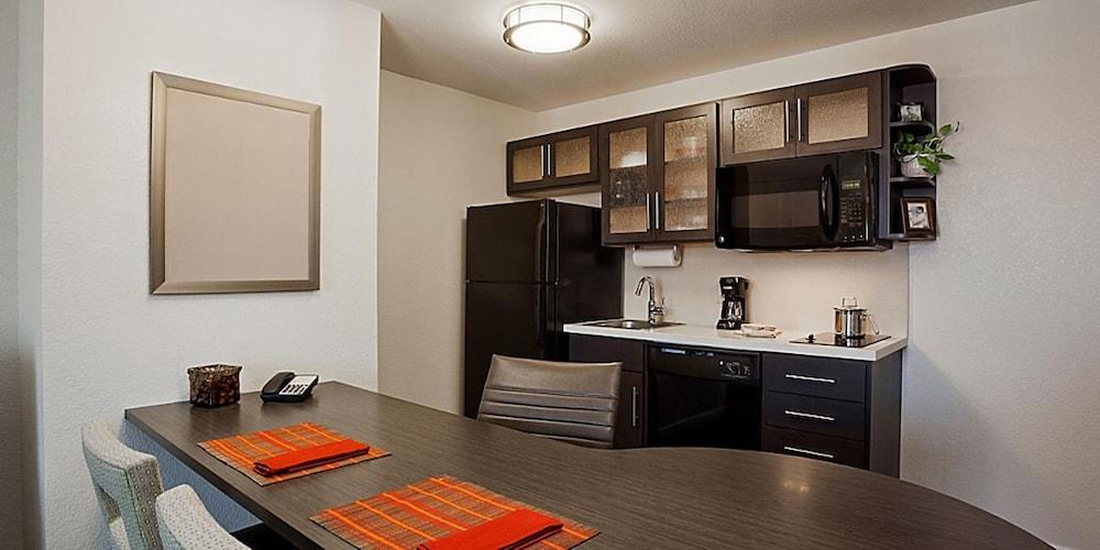 Candlewood Suites Memphis East by IHG photo 17
