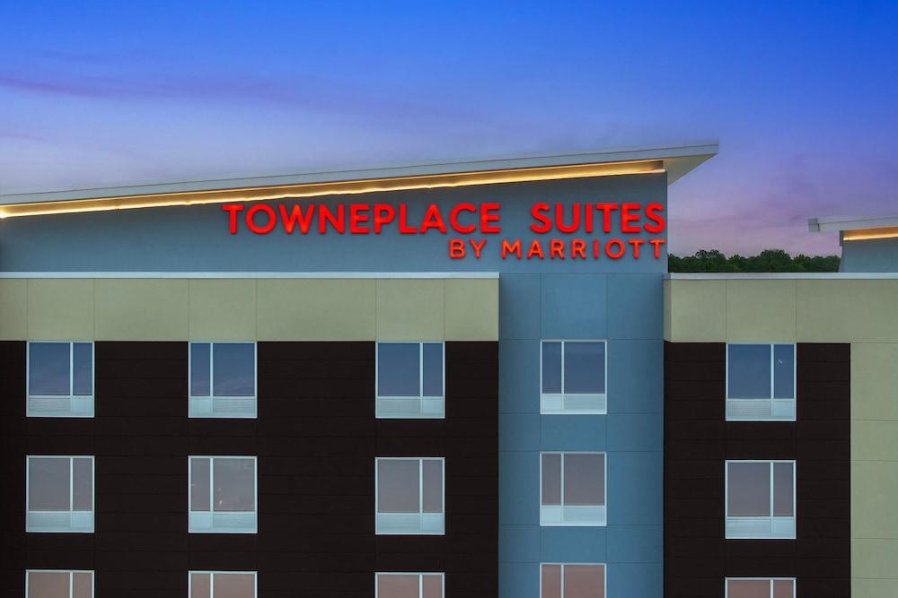 TownePlace Suites Jacksonville Airport photo 58