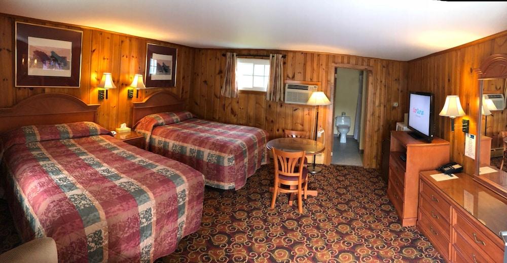 Lantern House Motel photo 17
