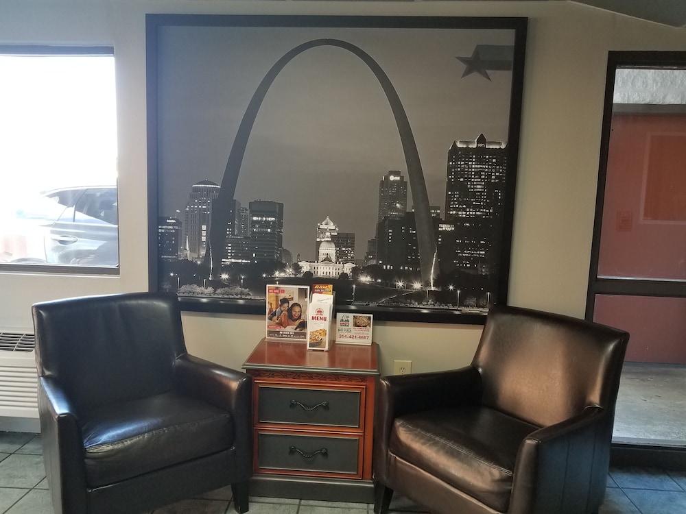Americas Best Value Inn St. Louis Downtown photo 6