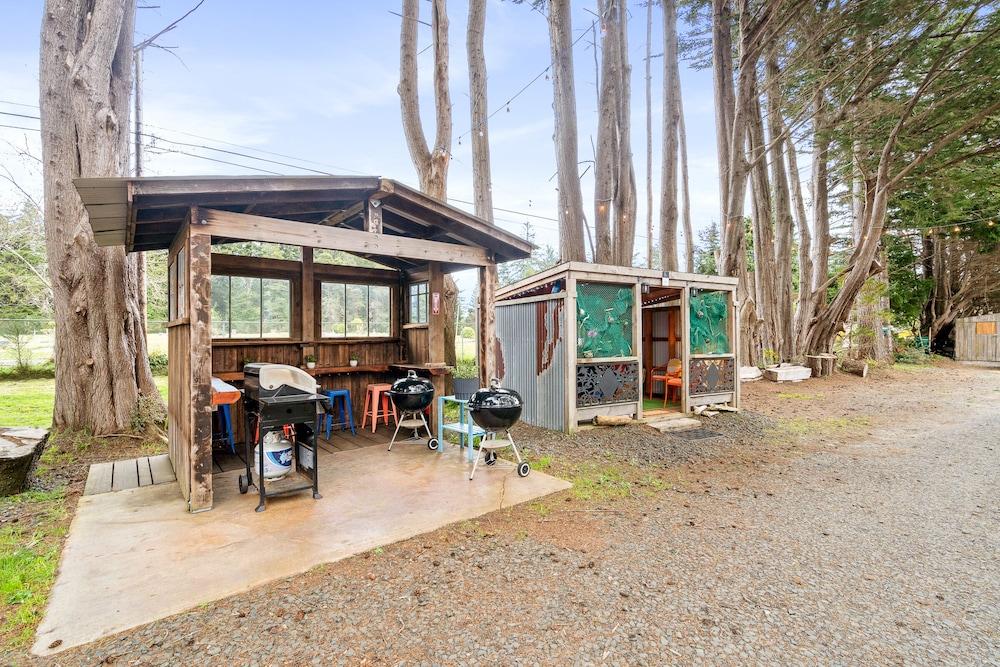 b.side motel + rv photo 3