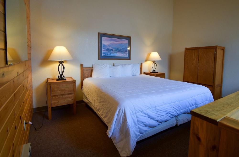 Inn at SilverCreek photo 38