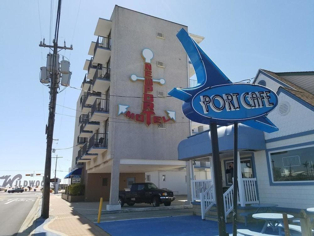 Newport Beach Resort photo 5