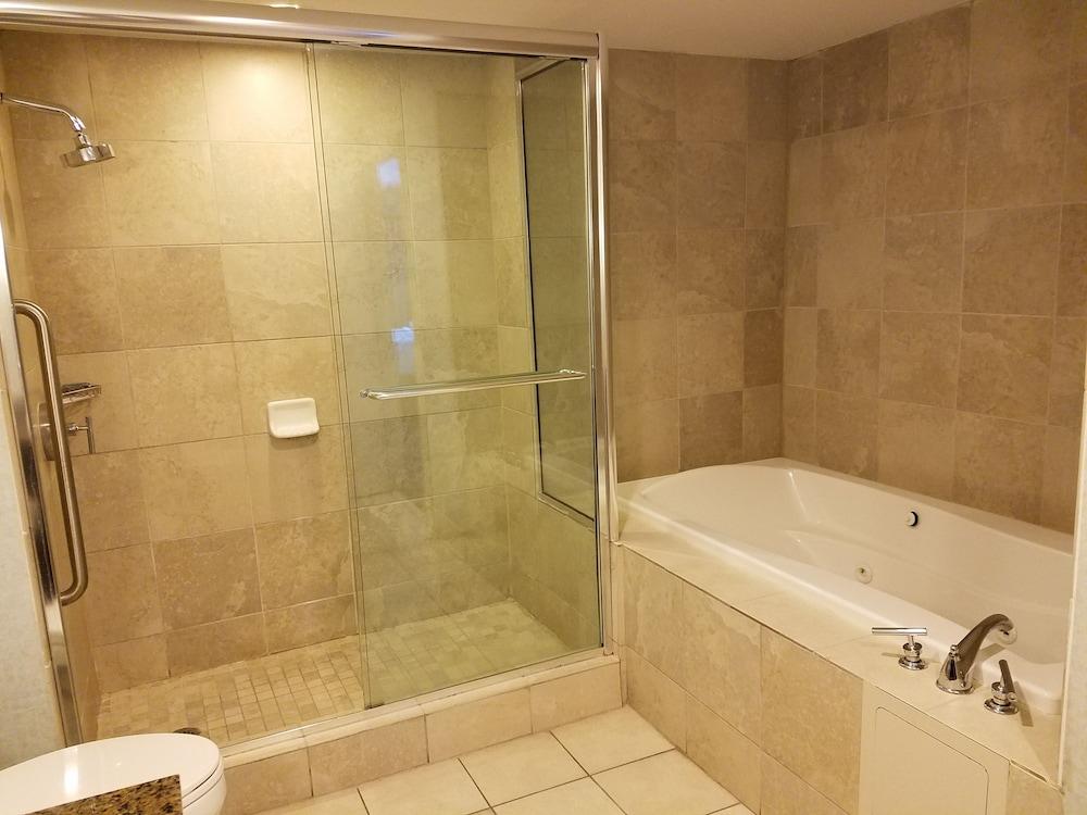 Doubletree Resort by Hilton Hollywood Beach photo 28