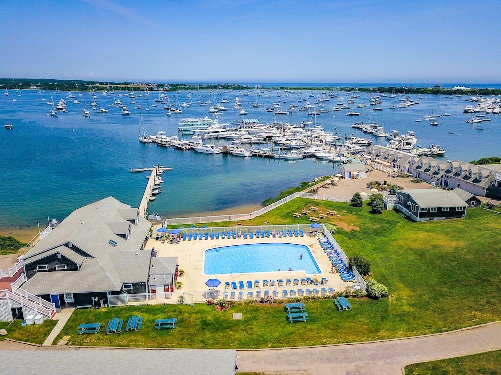 Champlin's Marina & Resort photo 2