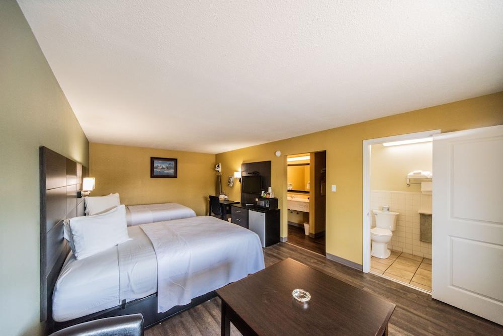 Relax Inn & Suites photo 25