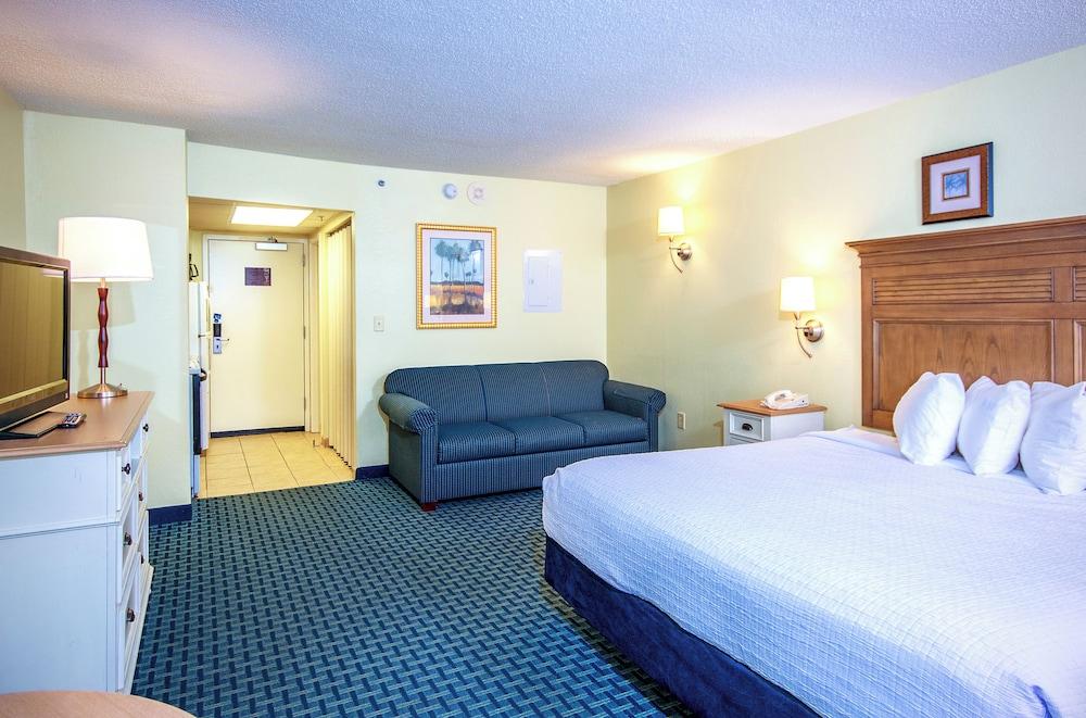 Compass Cove Resort photo 31