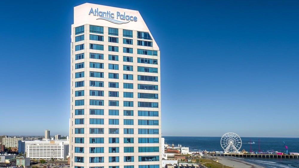 Boardwalk Resorts Atlantic Palace photo 31