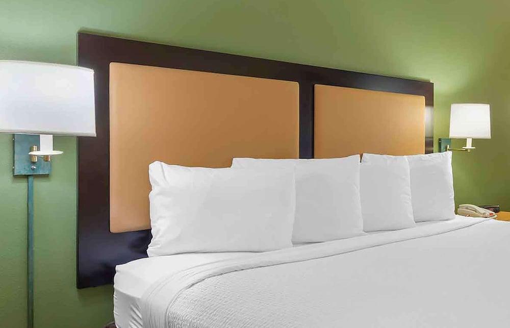 Extended Stay America Suites DC Alexandria Eisenhower Ave photo 24