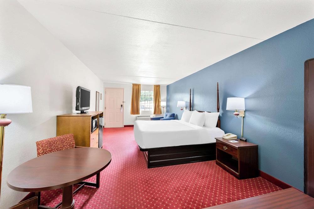 Clarion Inn Branson photo 7