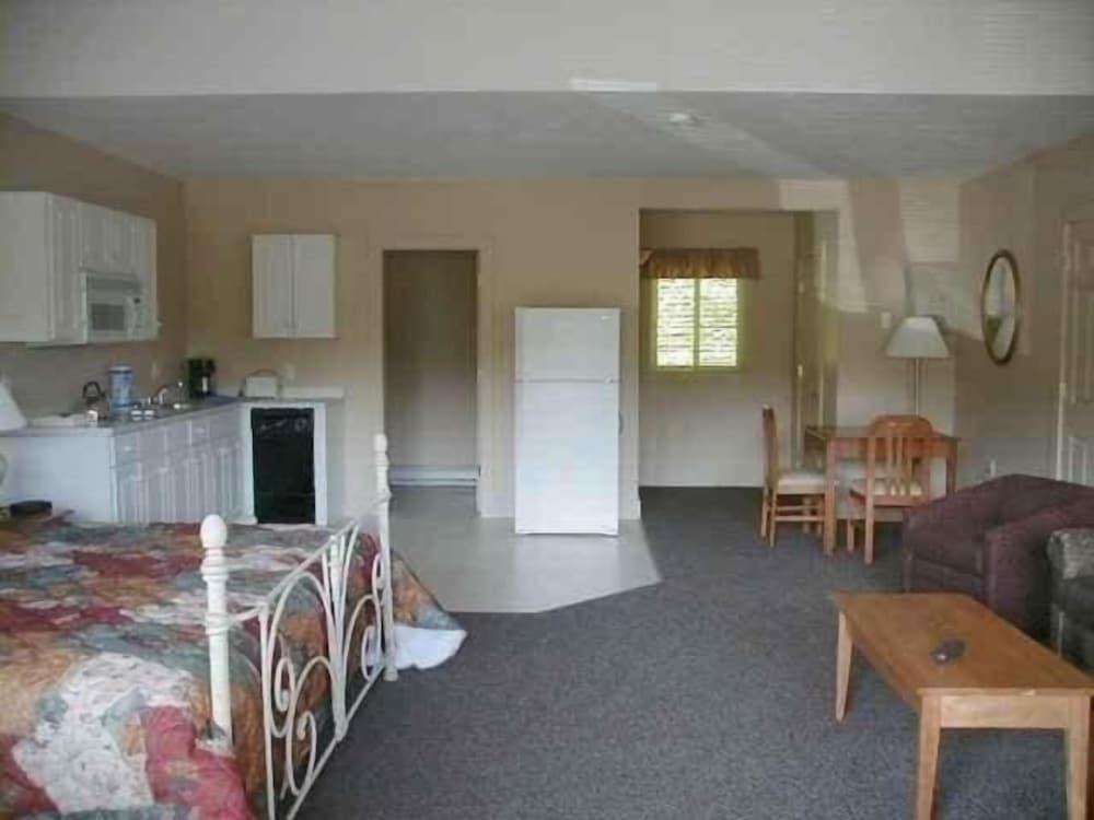 Attitash Motel photo 19